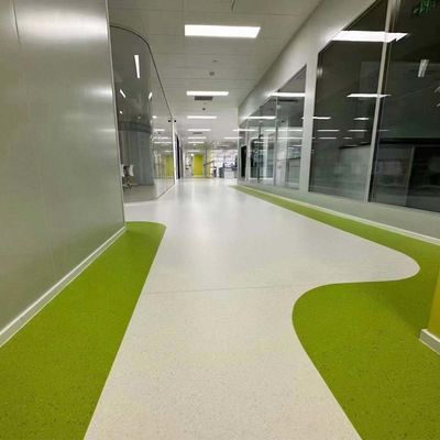 Beli Anti-statis Cleanroom lantai PVC, Esd Homogen Vinyl Floor Rolls Untuk Rumah Sakit online manufacture